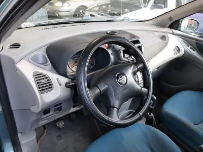 Almera Tino
